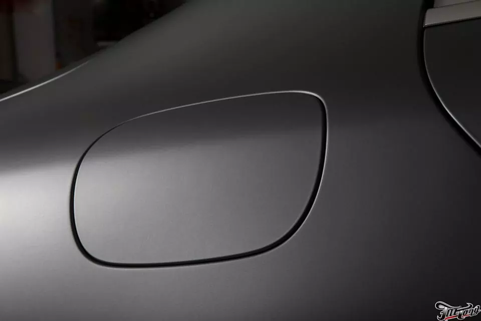 Mercedes C180. Полная оклейка кузова в серый мат от Avery.
